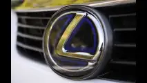 Lexus CT200h  -TEST