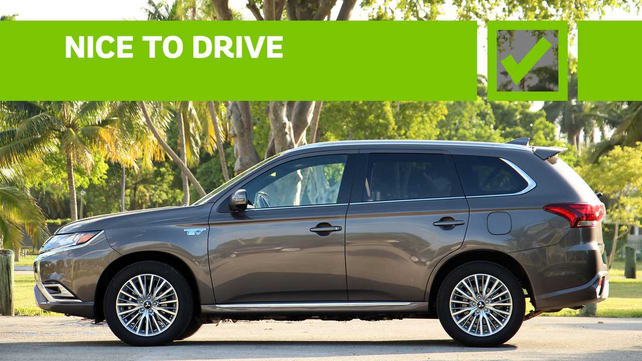 2019 Mitsubishi Outlander PHEV: Pros And Cons