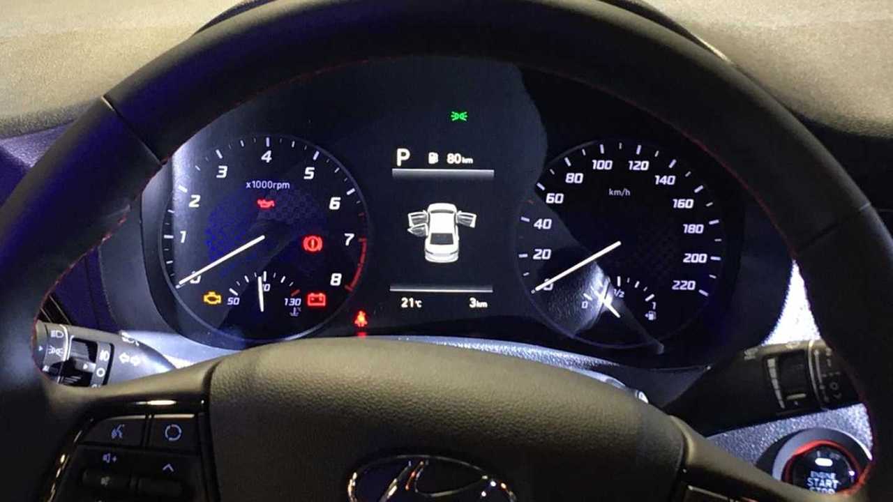 Обновленный Hyundai Solaris: живые фото