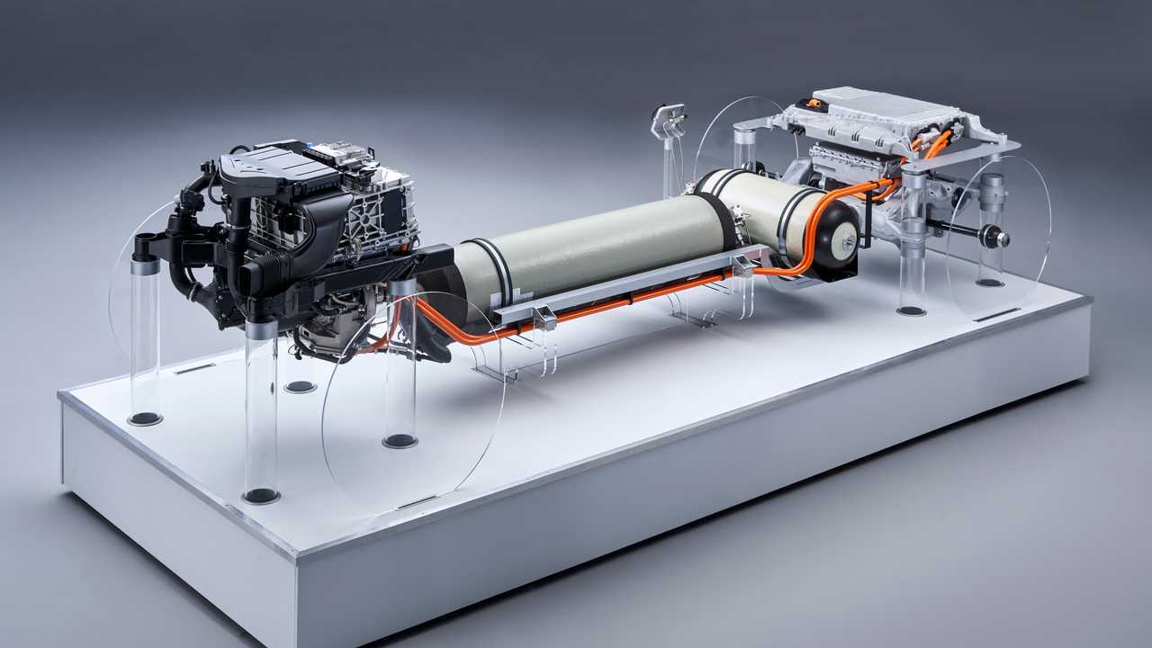 BMW i Hydrogen Next: Das Brennstoffzellensystem mit Stack (links), Wasserstoffbehältern (Mitte) und Elektroantrieb (rechts)