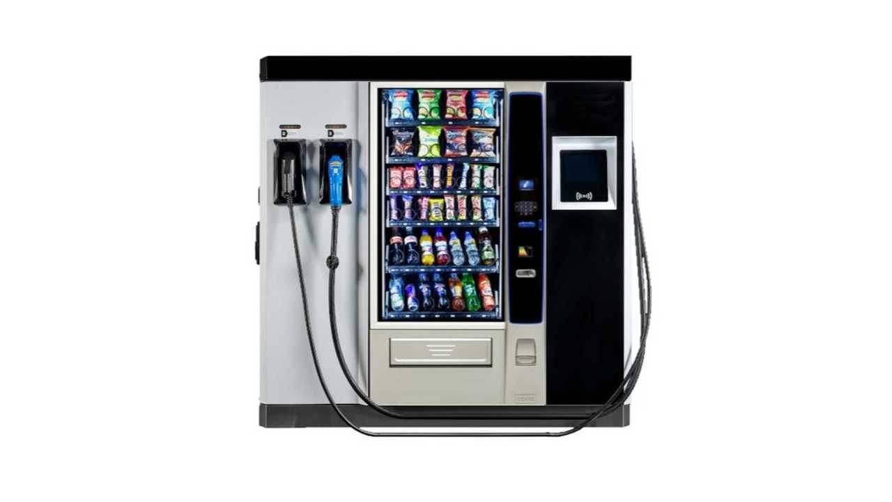 Snack and charge
