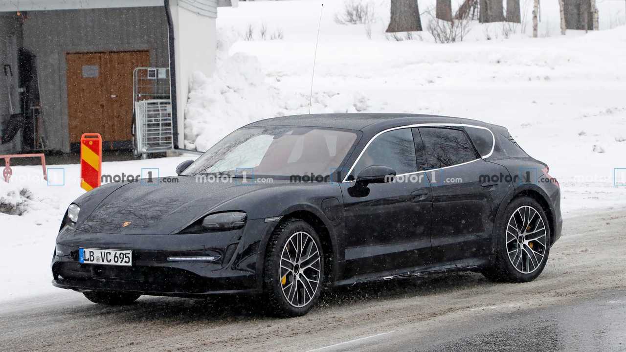 Porsche Taycan Cross Turismo, fotos espía