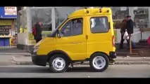Extrem verkürzter GAZ-Bus aus Russland