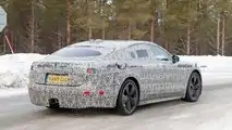 Jaguar XJ Electric, le foto spia