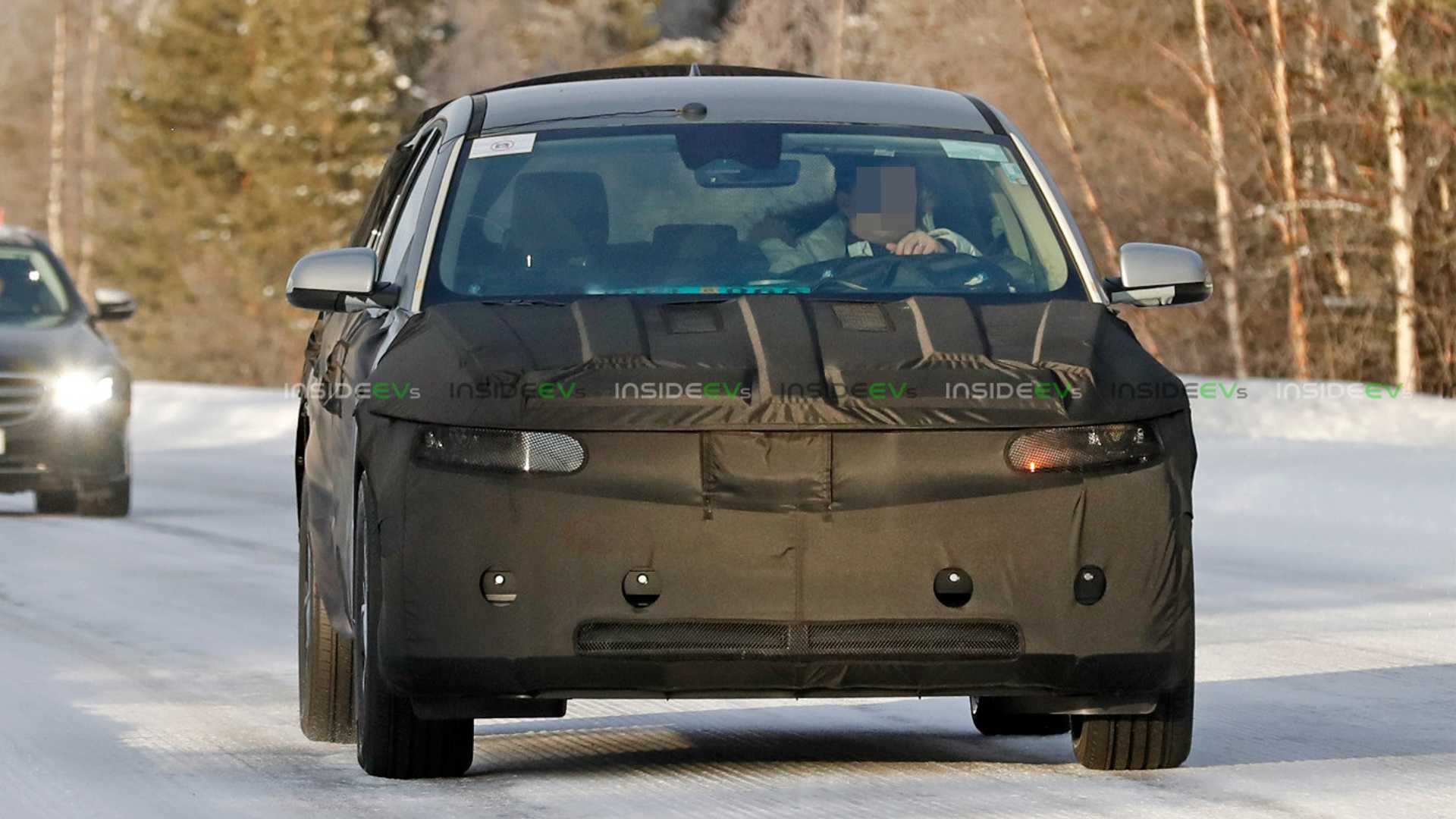 Hyundai 45 EV Production Version First Spy Photo