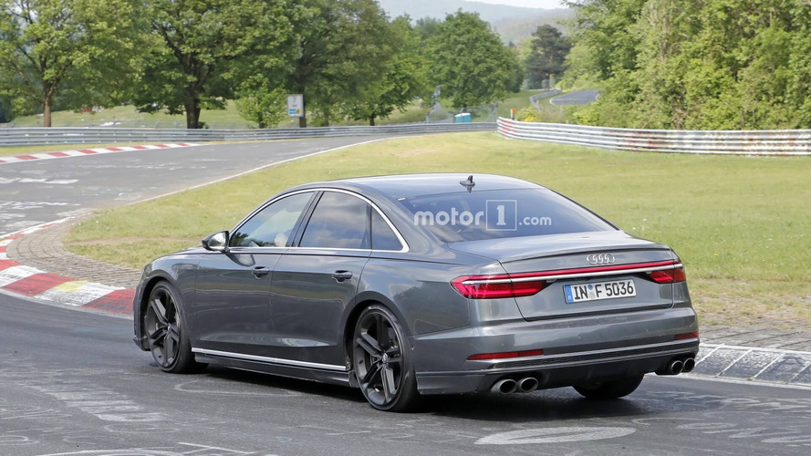 2019 Audi S8 spy photo