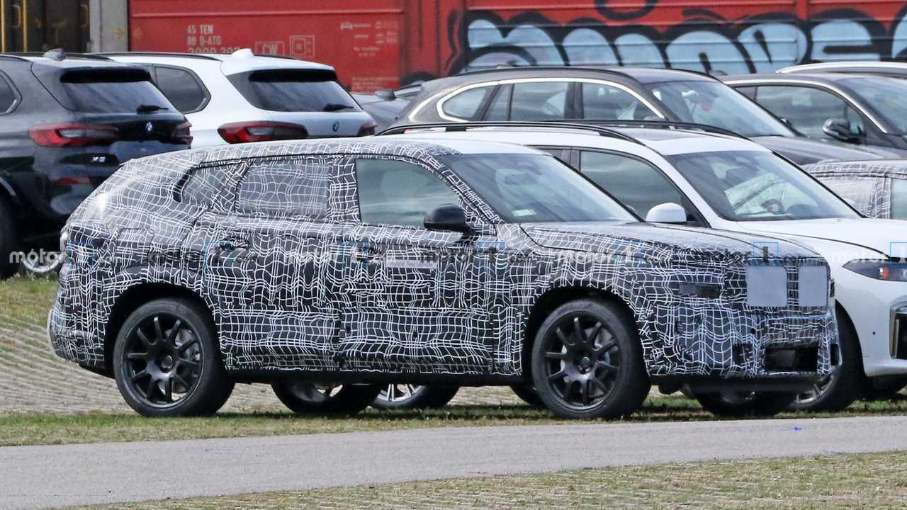 Photo espion BMW X8