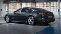 2021 Porsche Panamera Turbo S E-Hybrid Rear 3/4