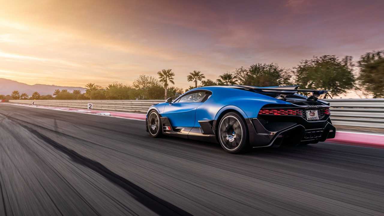 Bugatti Divo in pista