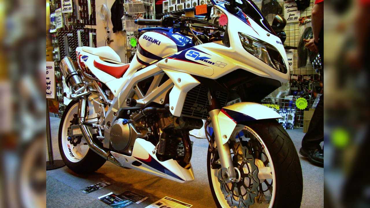Suzuki SV1000
