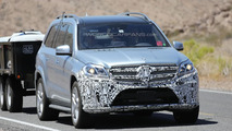 2015 Mercedes-Benz GL-Class facelift spy photo