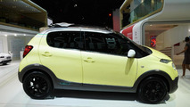 Citroen C1 Urban Ride concept live in Paris