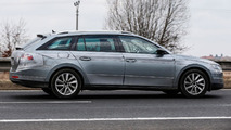 2015 Skoda Superb Combi spy photo