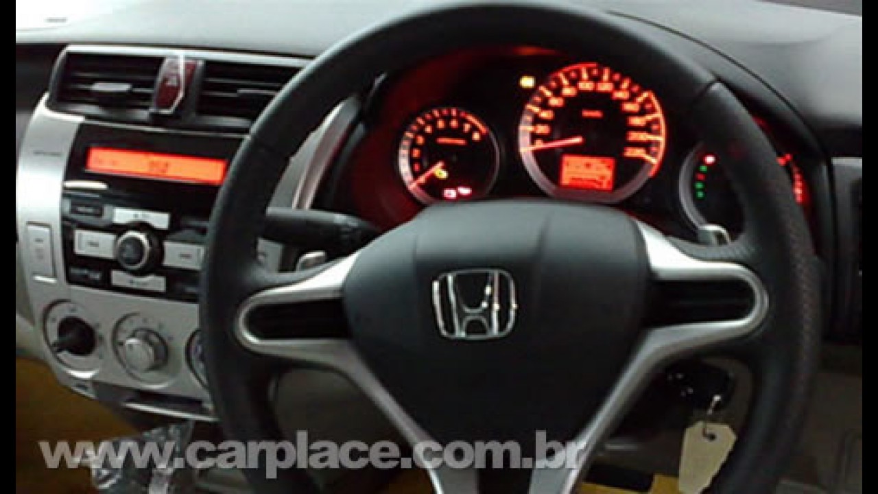 Novo Honda City - Novas fotos revelam detalhes do novo sedan derivado do Fit