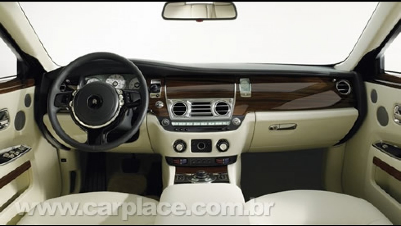 Rolls Royce 200EX - Fotos do conceito da "versão de entrada" vazam