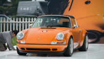 Singer imzalı Porsche 964 Targa