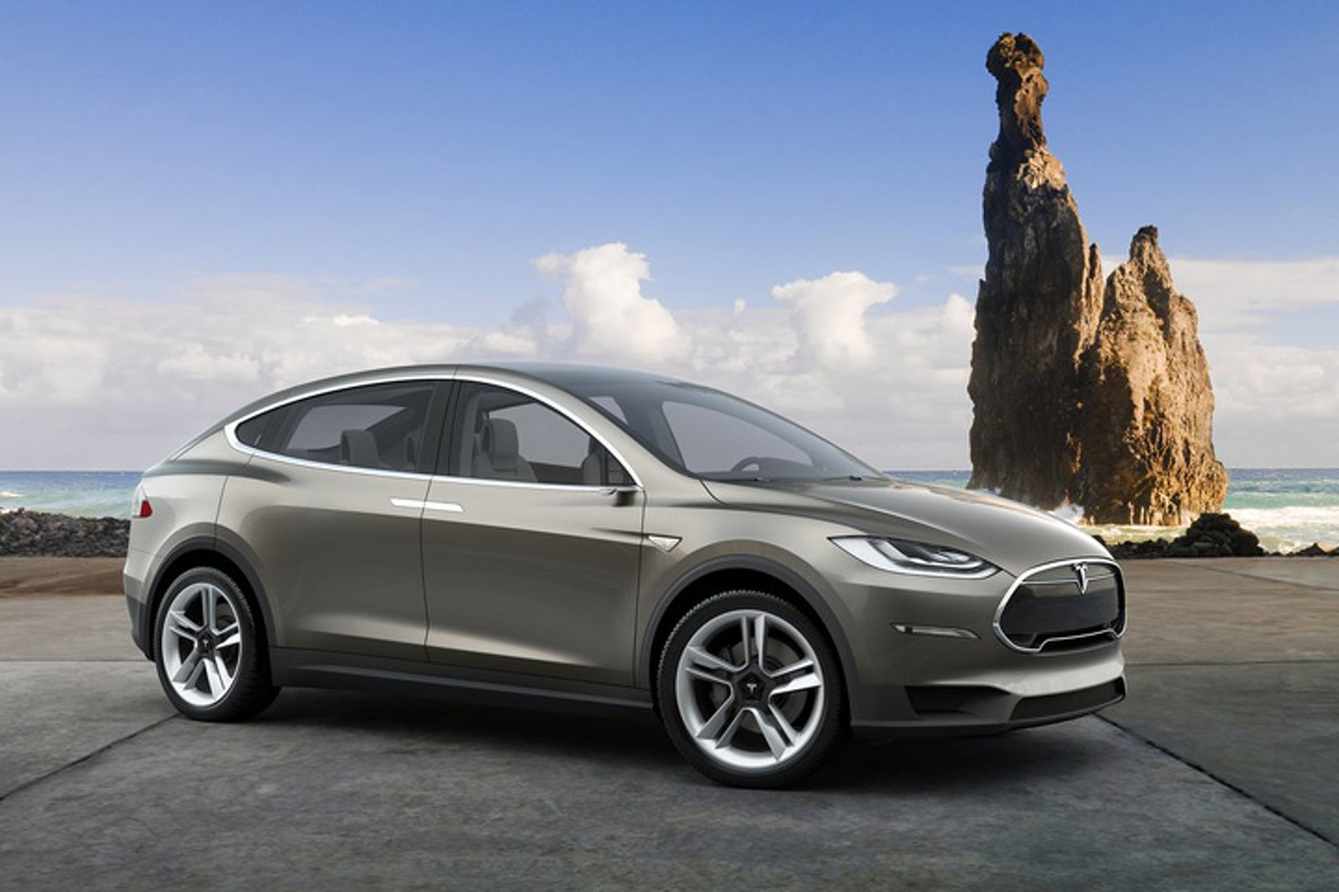 Range Rover EV Could Compete with Tesla
