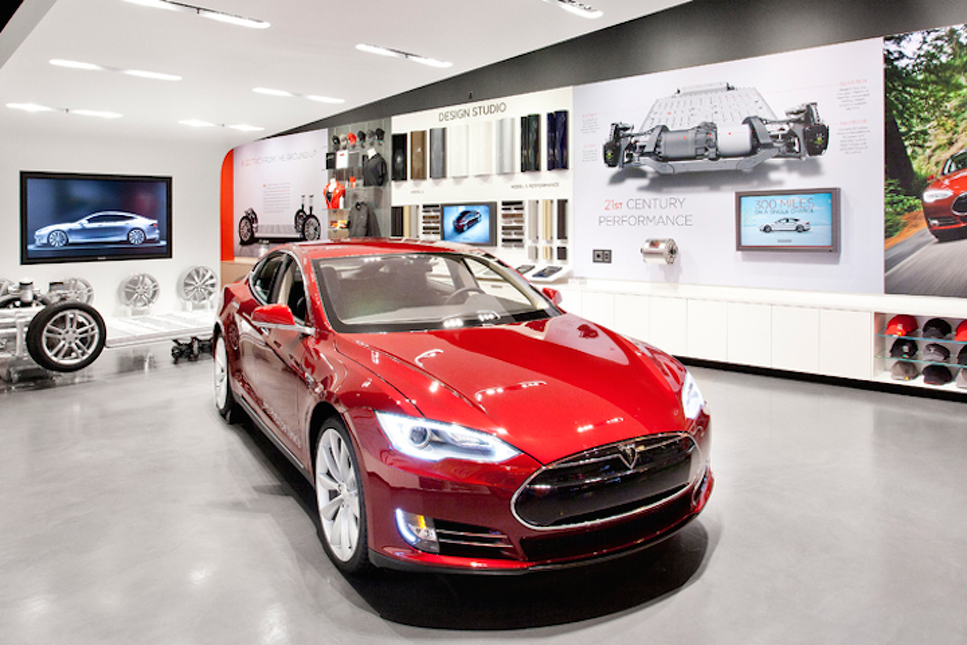 Georgia Latest State To Take Aim at Tesla Showrooms