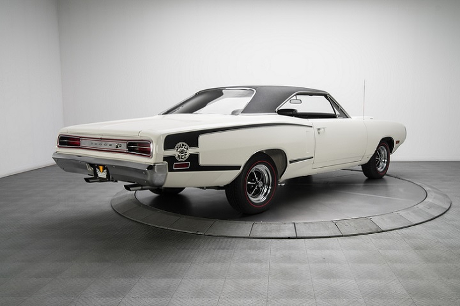 The Original Hellcat, the Super Bee 440 Six Pack