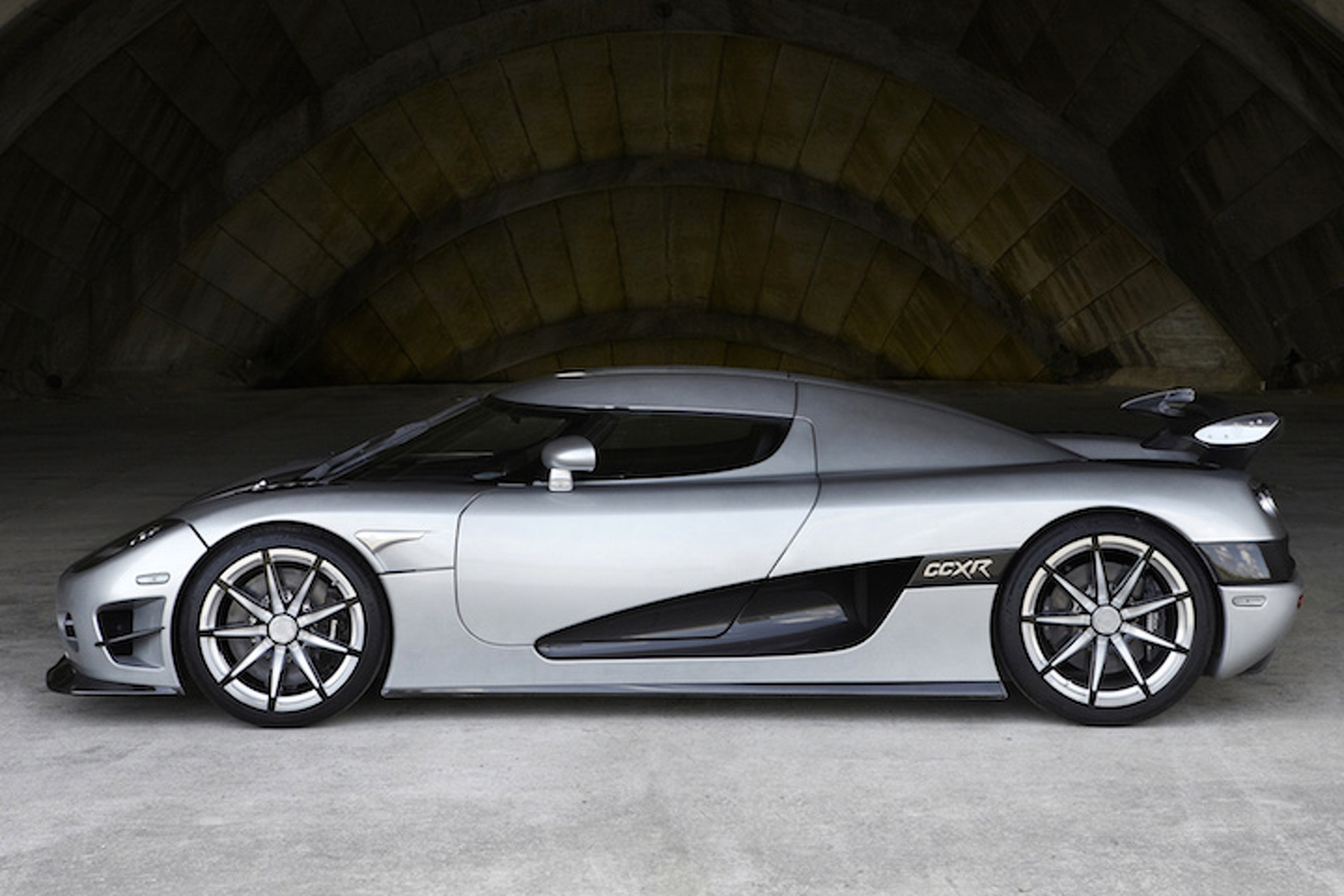 Floyd Mayweather Traded in His $3.8 Million Ferrari For a $4.8 Million Koenigsegg