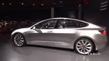 Tesla Model 3 tanıtılıyor
