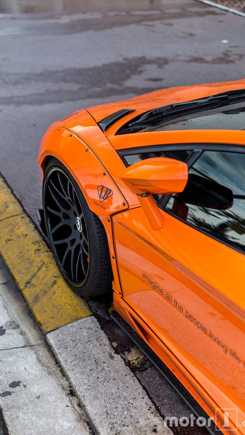 KVC - Lamborghini Aventador Liberty Walk