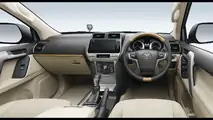 2018 Toyota Land Cruiser Prado official images