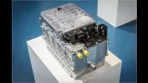 48-Volt-Technik für Mercedes E-Klasse Coupé und Cabrio