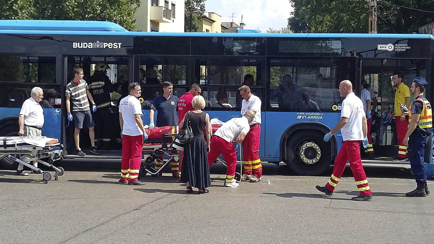 Buszbaleset - Budapest