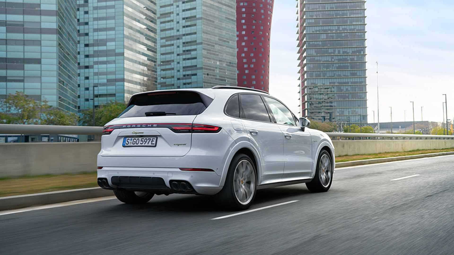 2019 Porsche Cayenne E Hybrid Arrives With More Electric Range