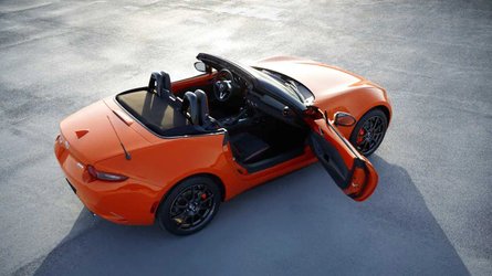 2019 Mazda MX-5 Miata 30th Anniversary Edition