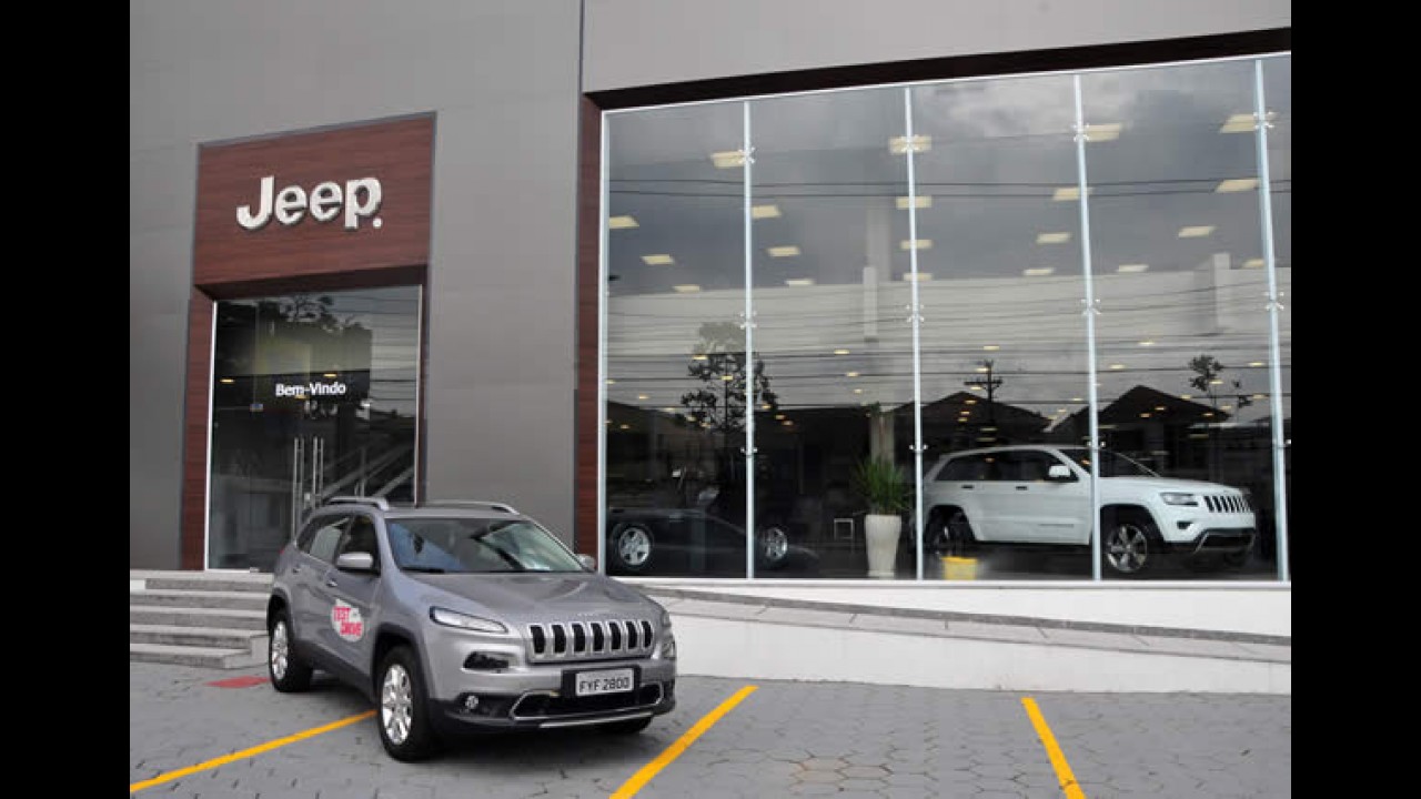 Mirando liderança com Renegade, Jeep triplica rede de concessionárias