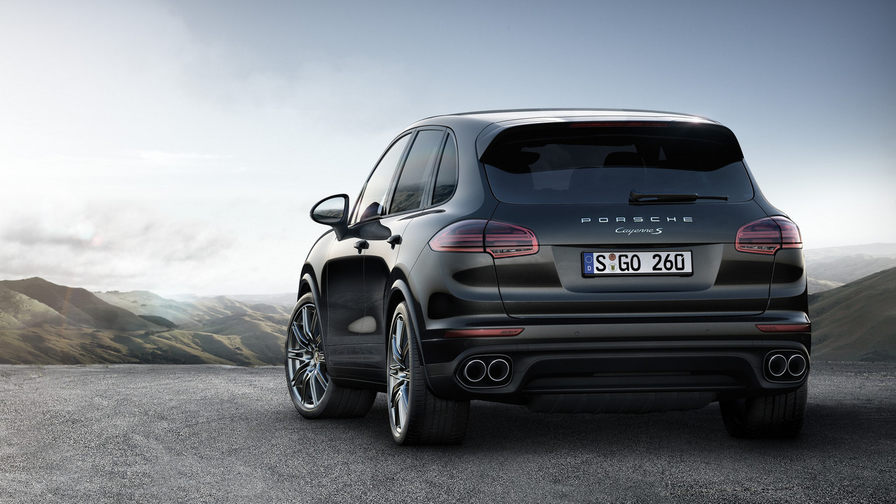 2017 Porsche Cayenne S Platinum Edition Motor1 Photos 2017 Porsche Cayenne S Platinum Edition