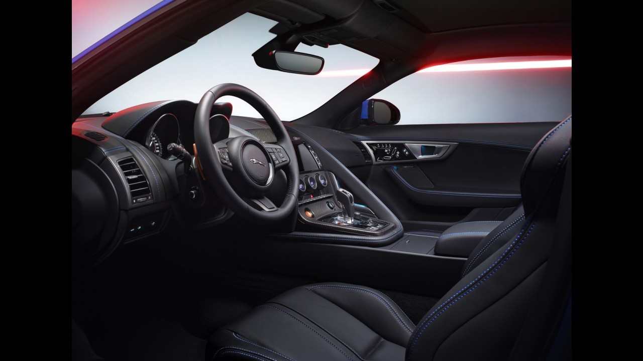 Jaguar F-Type British Edition chega ao Brasil este mês por R$ 537.968