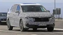 Volkswagen Viloran MPV'sinin Casus Fotoğrafları