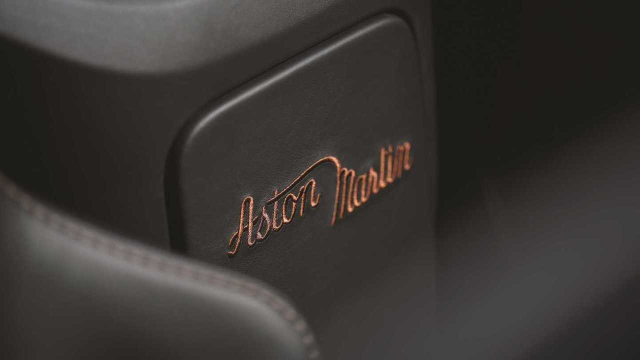 Aston Martin Vantage Roadster A3