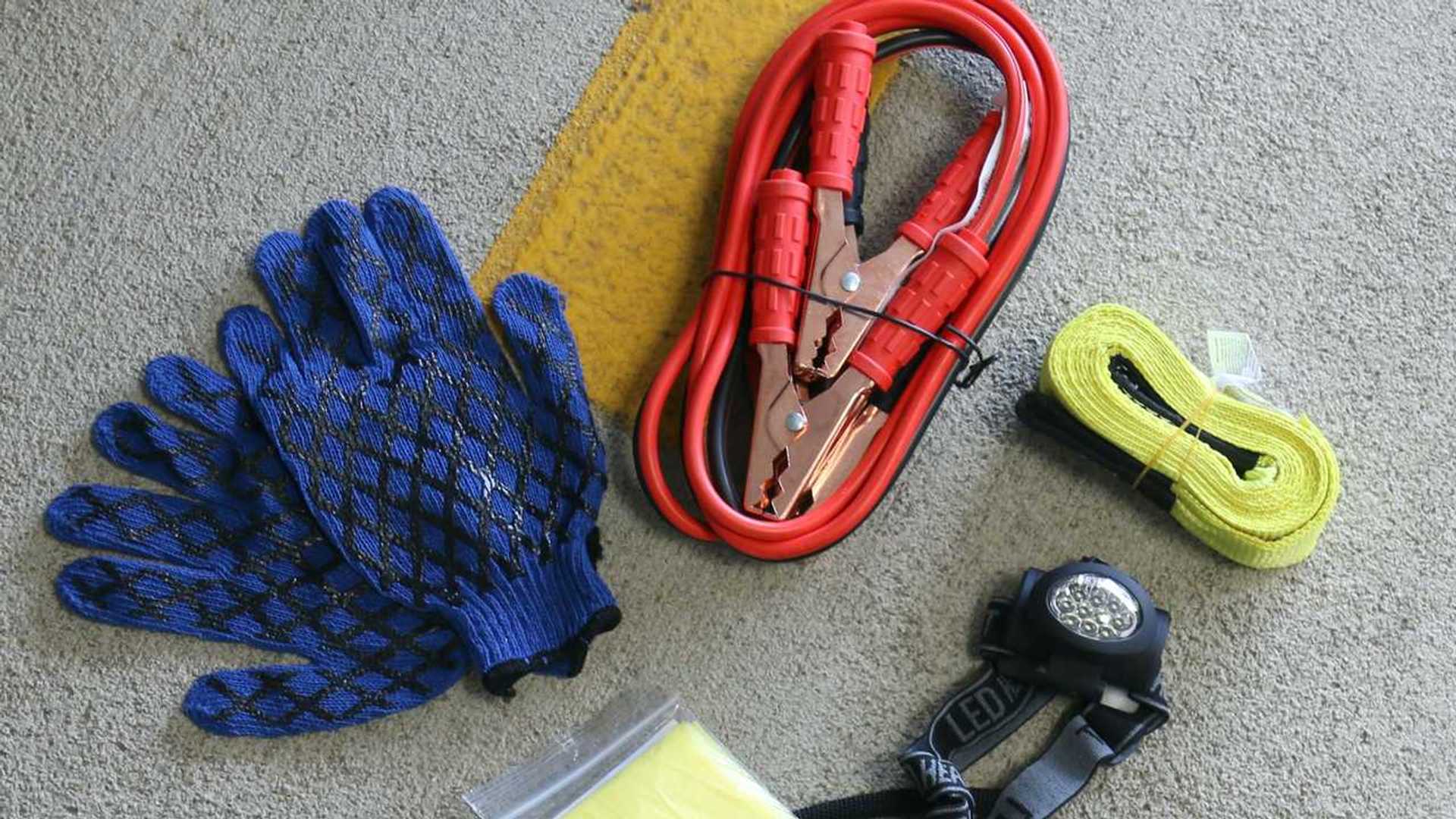 5 Best Car Emergency Kits Of 2022