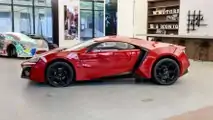W Motors Lykan HyperSport stunt auto in vendita