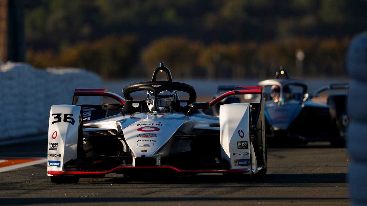 У Porsche появился официальный канал на Motorsport.tv