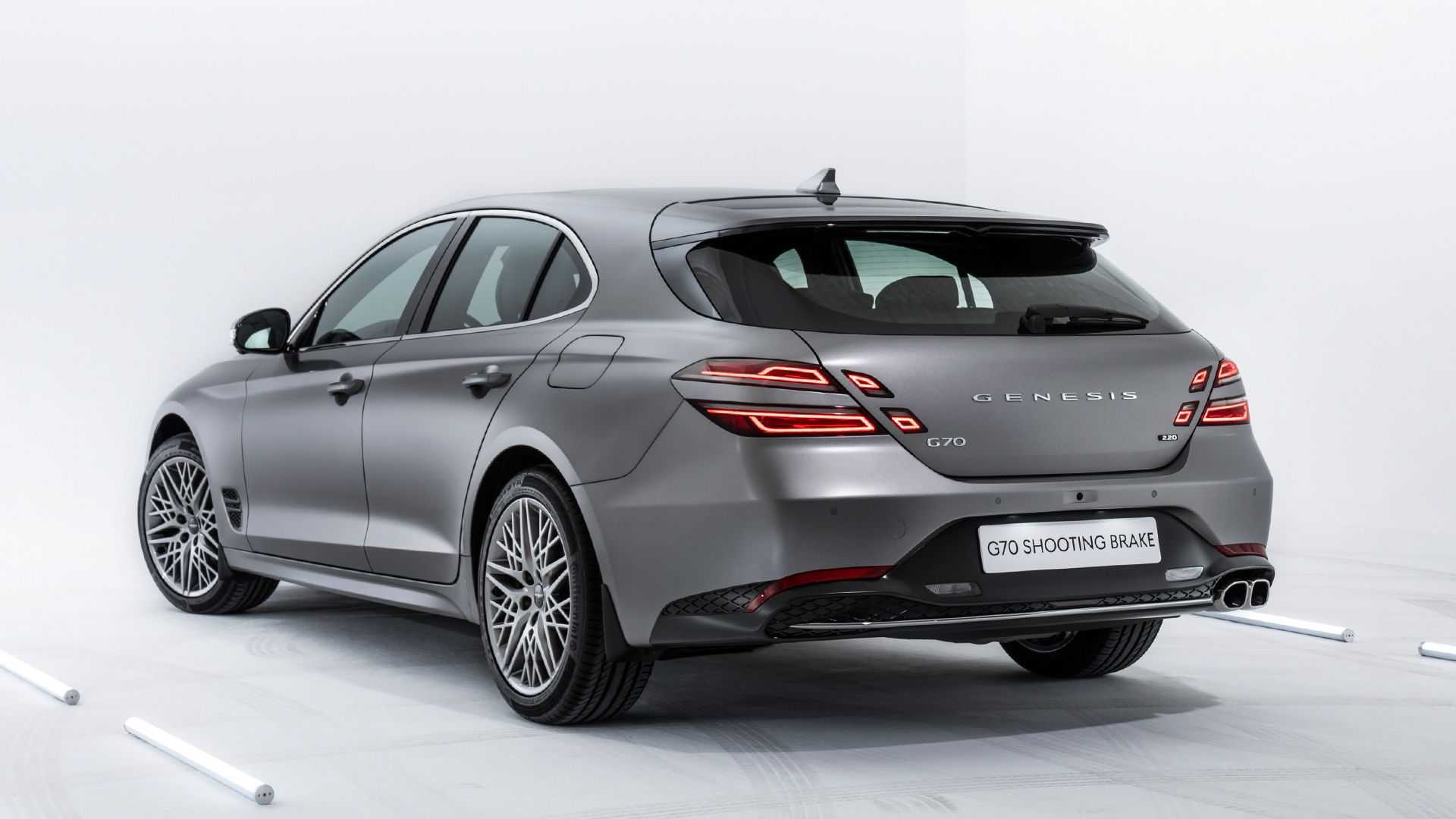 genesis-g70-shooting-brake-2021.jpg