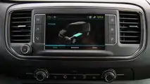 Peugeot e-Expert la prova su strada a Milano