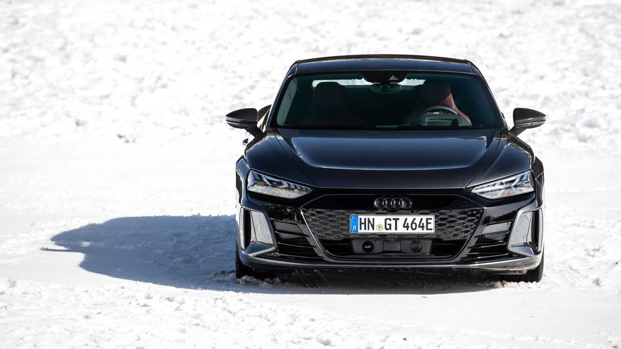 Audi RS e-tron GT - Prova sulle neve delle Dolomiti