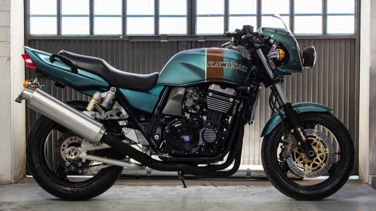 Custom Kawasaki ZRX1100 by MR Martini Left Side