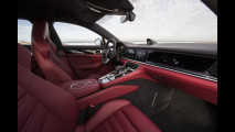 Nuova Porsche Panamera 4 E-Hybrid