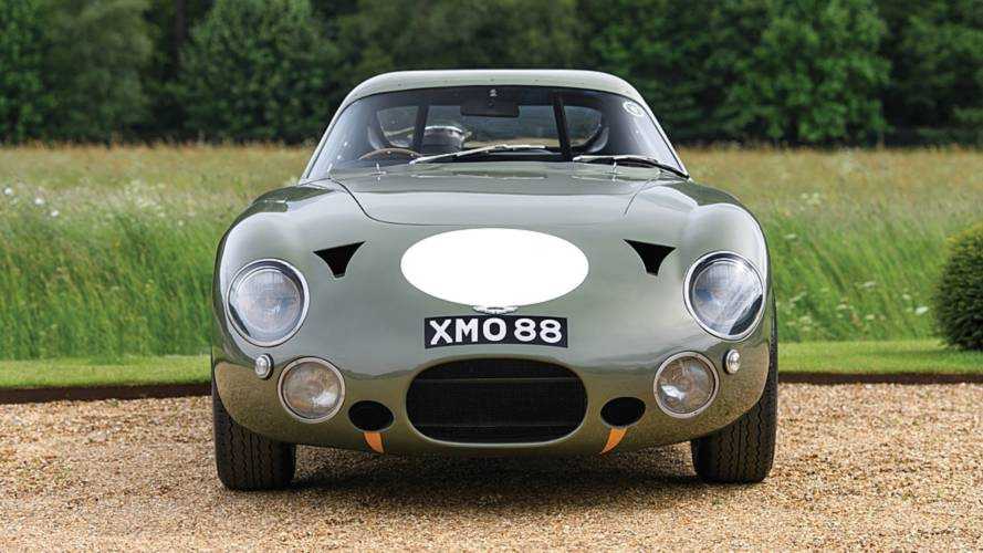 Aston Martin BP215