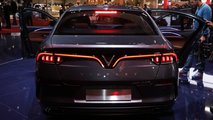 VinFast-Limousine Lux A2.0