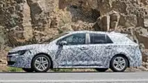 2019 Toyota Auris Touring Sports Wagon Spy Photos