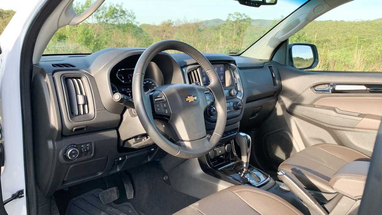 Comparativo: Chevrolet Trailblazer Premier vs. Toyota SW4 SRX