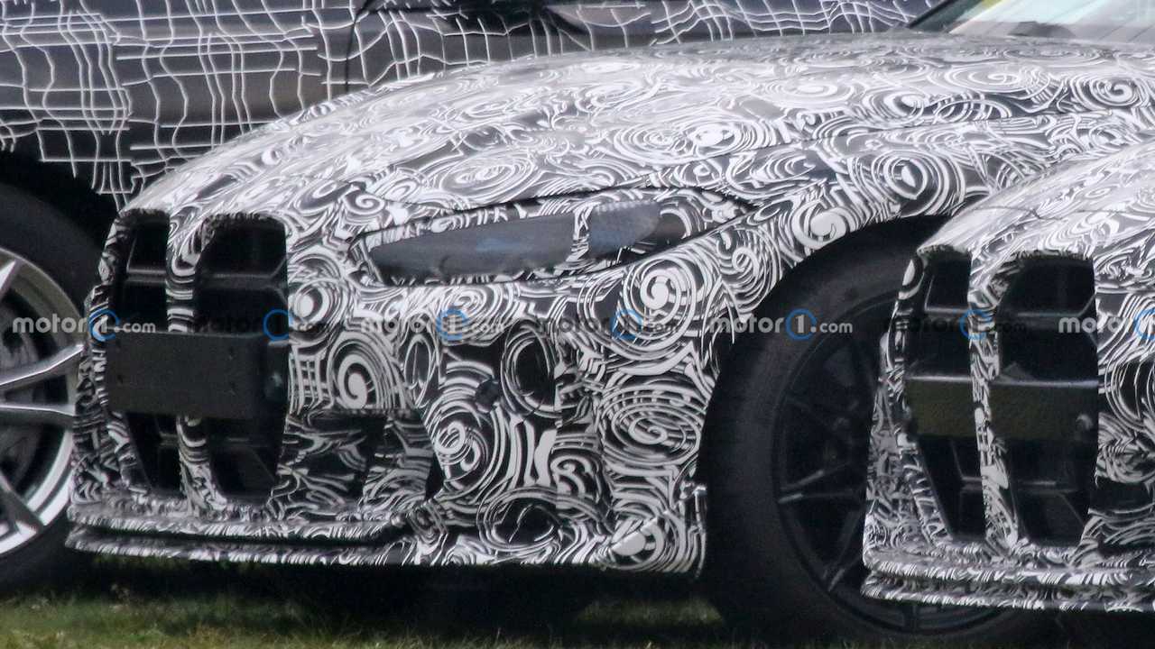 Nuova BMW M4 CS, le foto spia