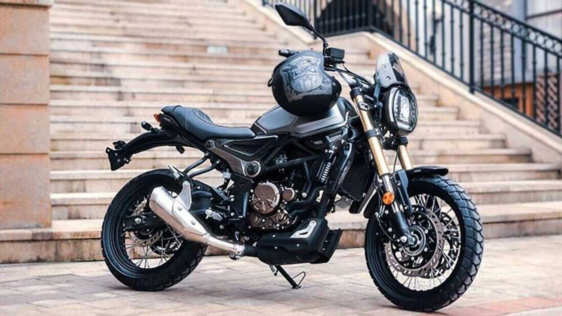 Voge 300 ACX Scrambles Into The European Market